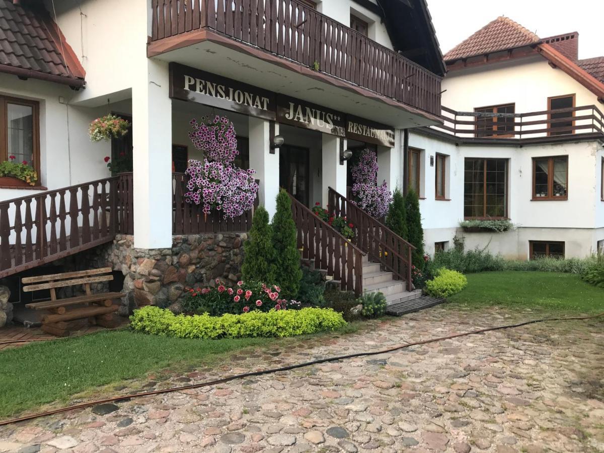 Pensjonat Janus Hotel รูเชียนา-นิดา ภายนอก รูปภาพ